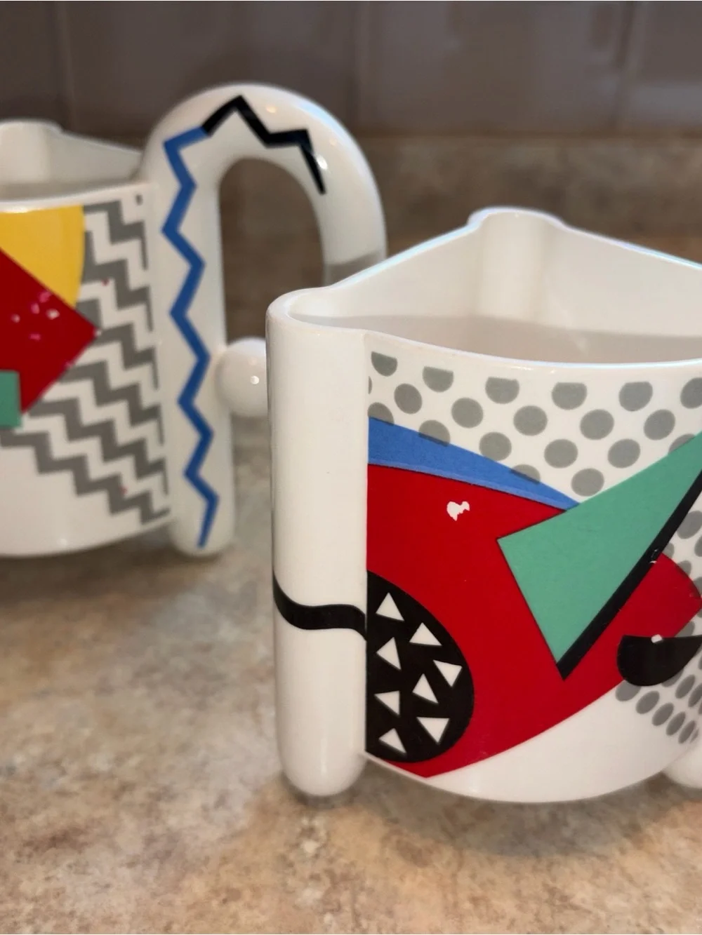RARE 1980s POSTMODERN KATO KOGEI FUJIMORI CARNIVAL MUGS - SET OF 4
